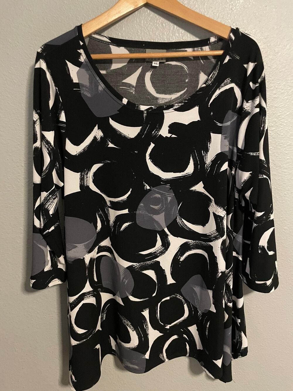 Niche Nilgun Derman Tunic Top Womens XL Black Gray Abstract Circle Boho Artsy